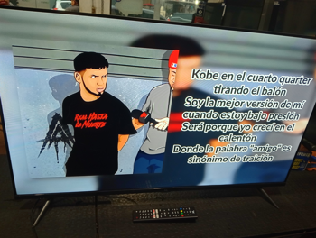 Televisor Led Smart De 43 '' Marca Mtek Modelo My43fspf Con Control Usado En Buen Estado Acc Patitas En Caja