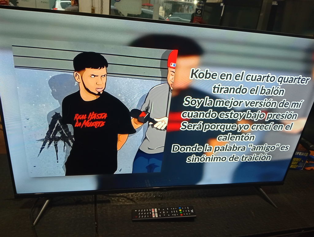 Televisor Led Smart De 43 '' Marca Mtek Modelo My43fspf Con Control Usado En Buen Estado Acc Patitas En Caja