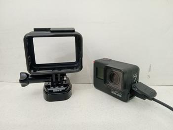 Camara Fotografica Marca Go Pro Modelo Hero 7 Black Acc Con EstucheSin Cable Cargador