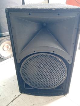 Caja Con Parlante Para Discoteca Marca Sin Marca Modelo Sin Modelo Usado En Buen Estado Con Parlante De 15 De 15 '' Acc Con Driver