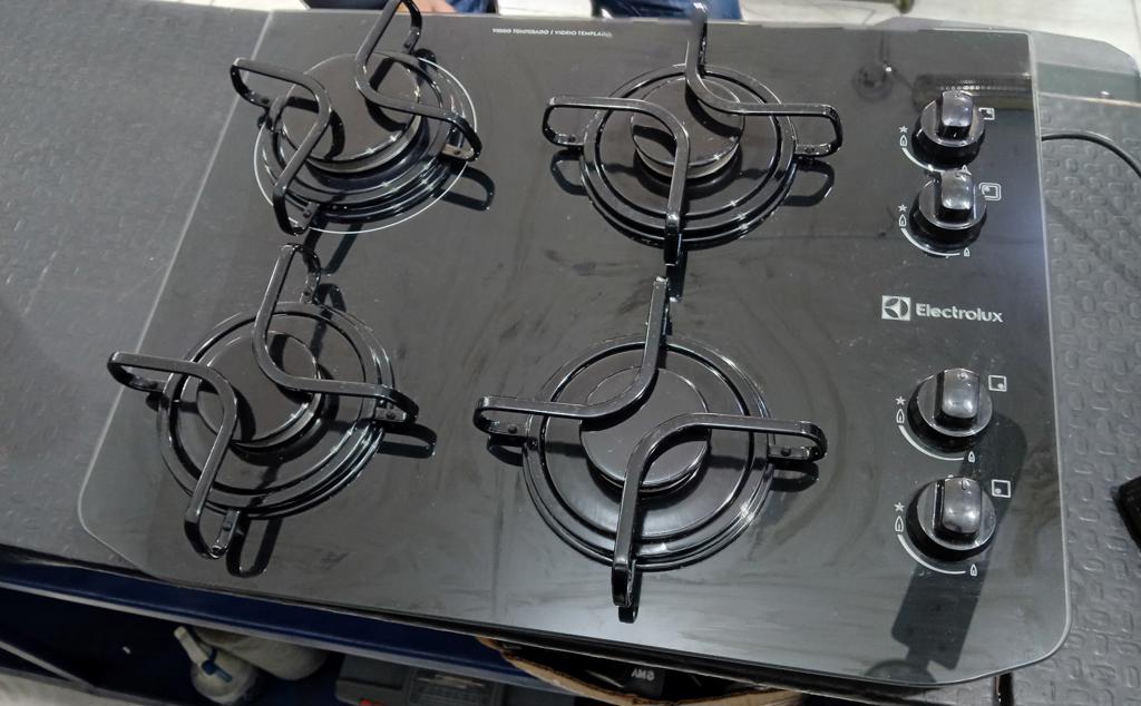 Cocina A Gas Marca Electrolux Modelo Gc58v Usado En Buen Estado Acc Tipo Anafe