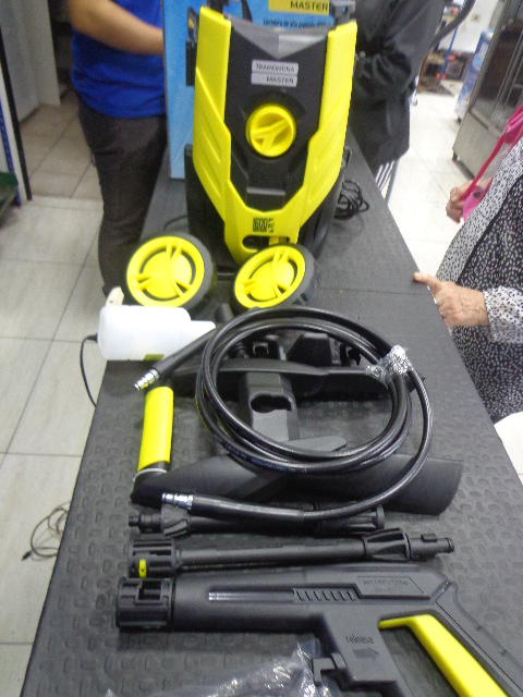 Hidro Lavadora Marca Tramontina Master 1600 W Modelo 42550/022 Nuevo Sin Uso Acc Manguera Pistola 2 Rueditas Filtro Pico Manijacaja