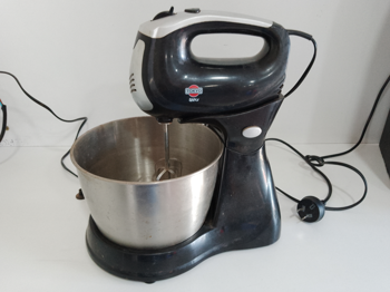 Batidora Marca Tokyo Modelo San 5 Usado Con Desgaste Acc Bol Acero Inox