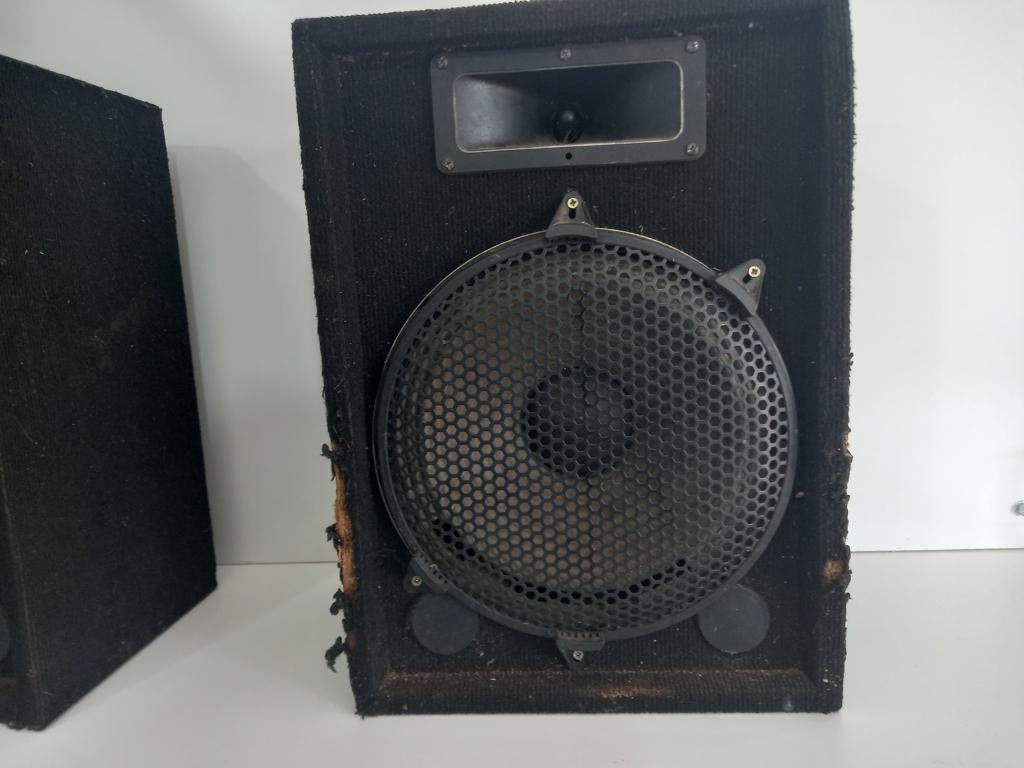 Caja Con Parlante Para Discoteca Marca No Tiene Modelo No Tiene Usado Con Desgaste Con No Tiene De No Tiene '' Acc Parlante Mega Bass