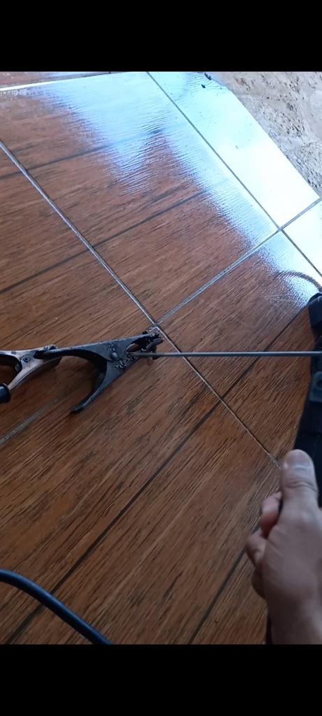 Soldador Marca Rolwal De 200amp Modelo Usado En Buen Estado Acc Con Pinza Positivo NegativoLenteDos Guantes