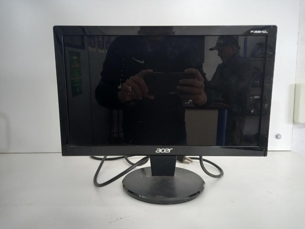 Monitor P/ Computadora Led Marca Acer De 16 '' Modelo P166hql Usado En Buen Estado Acc Cable Corriente