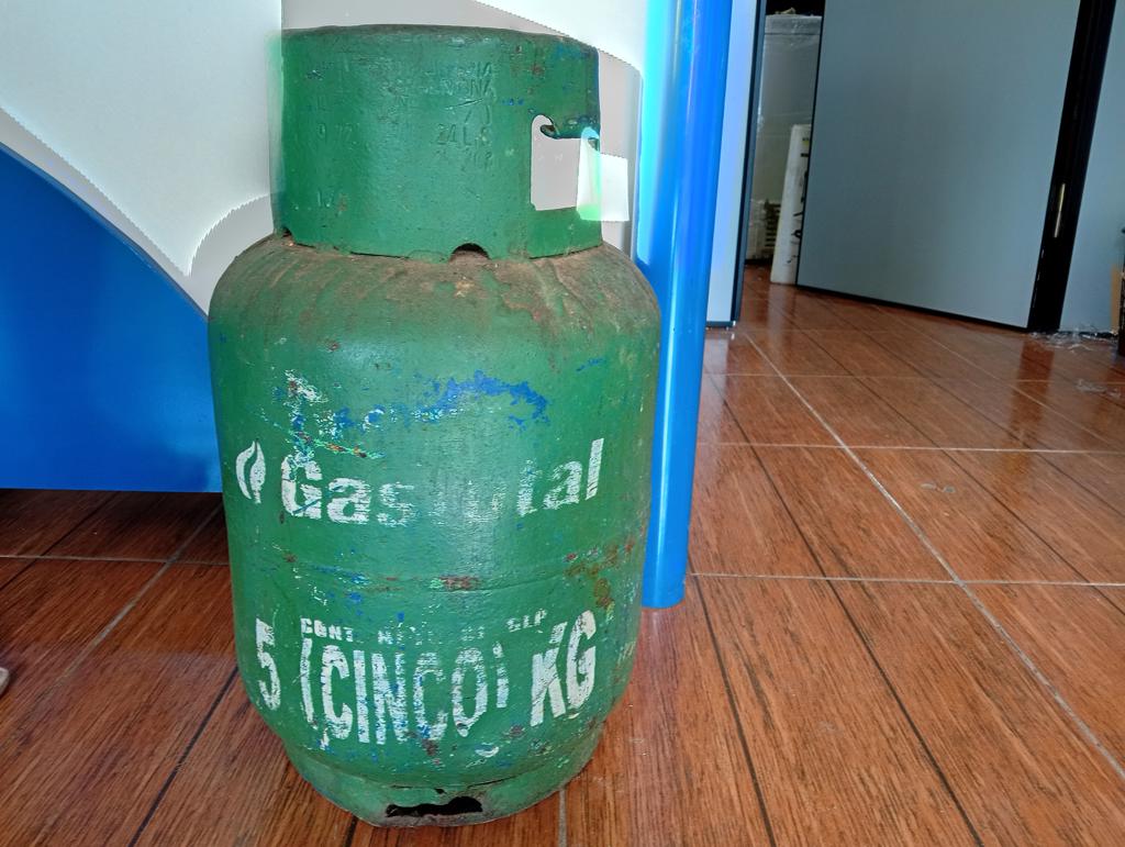 Garrafa Cap 10 Kg. Marca Gas Total Usado En Buen Estado Color Verde Acc No Tiene
