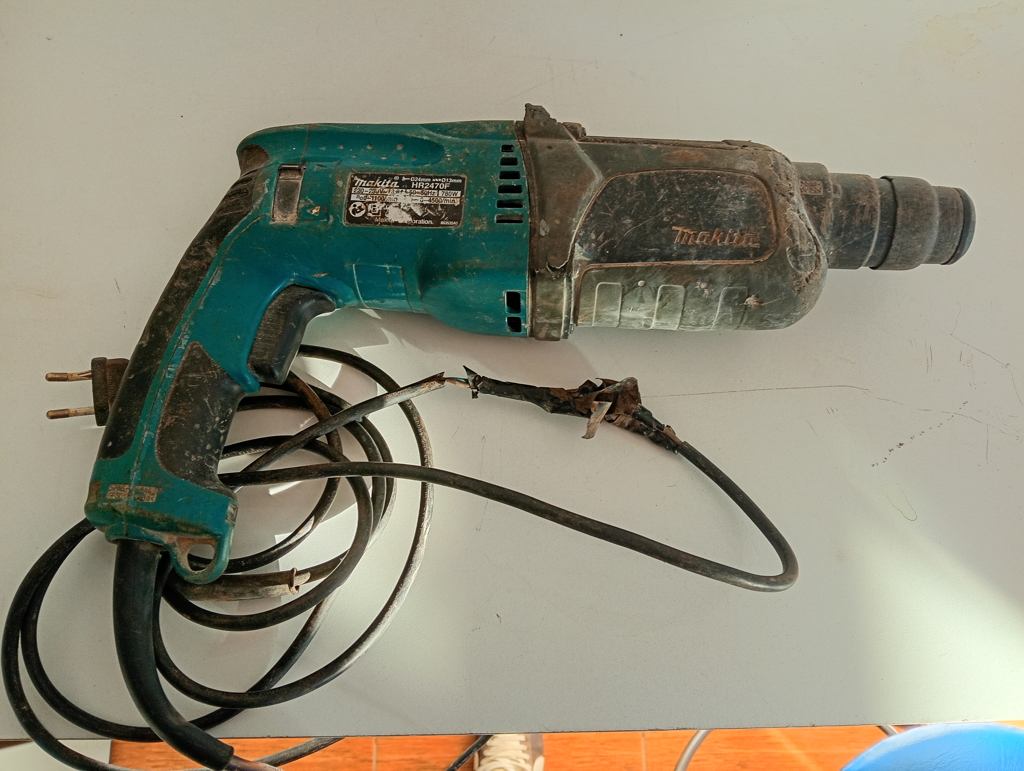 Taladro Marca Makita Modelo Hr240f Usado En Buen Estado Acc No Tiene