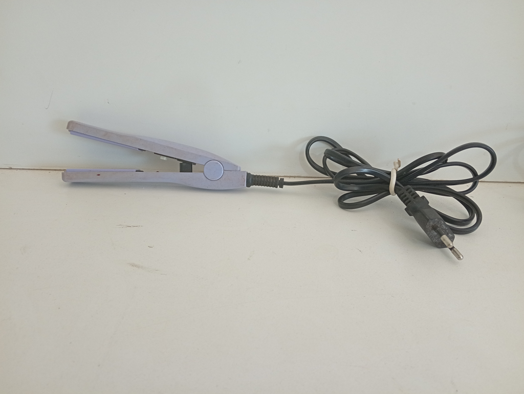 Planchita Para Cabello Marca No S Modelo Usado En Buen Estado Acc Cable Corriente