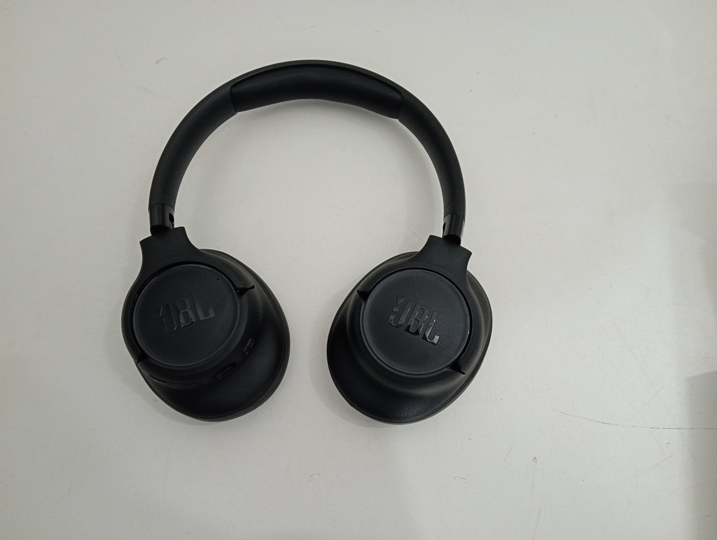 Auricular Marca Jbl Modelo Tune 730 Usado En Buen Estado Con No Tiene Acc No Tiene