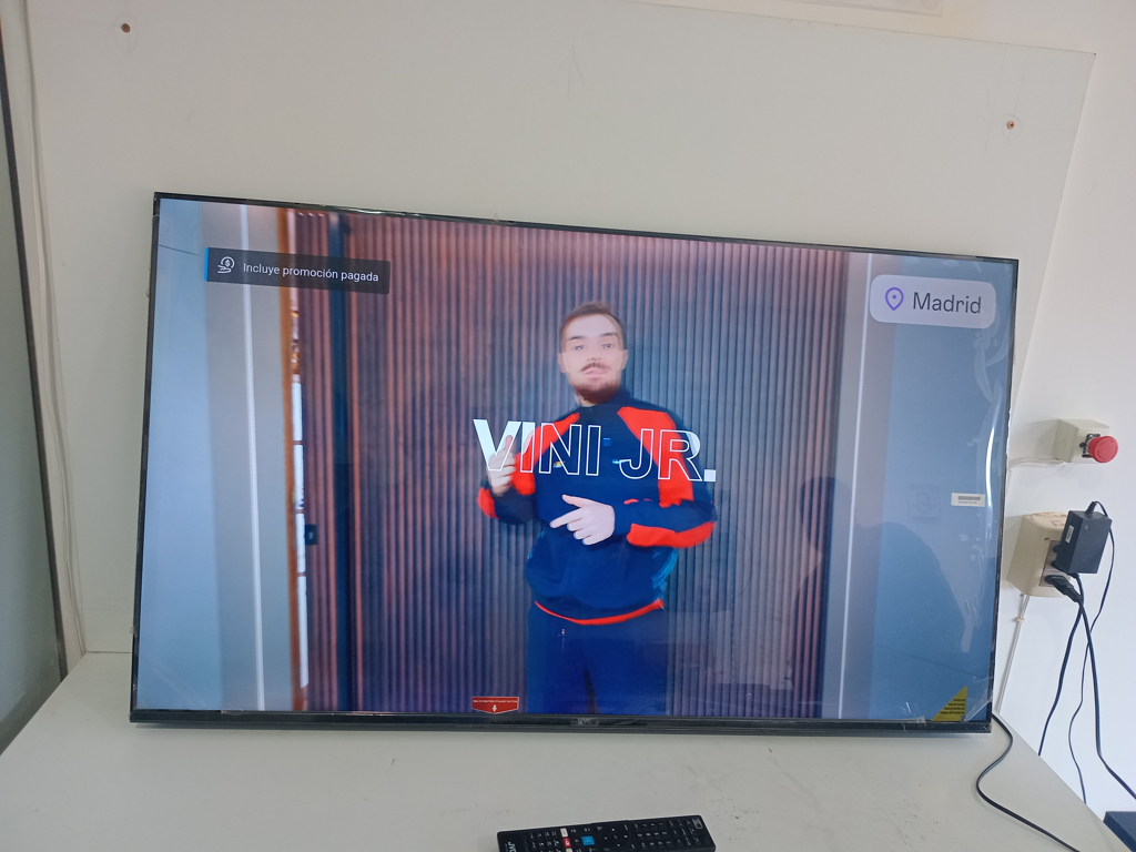 Televisor Led Smart De 50 '' Marca Jvc Modelo Lt-50n940u2 C Con Control Usado En Buen Estado Acc No Tiene