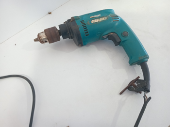 Taladro Marca Makita Modelo No Tiene Usado En Buen Estado Acc Llave Mandrill