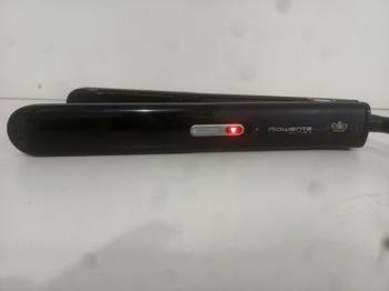 Planchita Para Cabello Marca Rowenta Modelo Cf7132 Usado Con Desgaste Acc No Tiene
