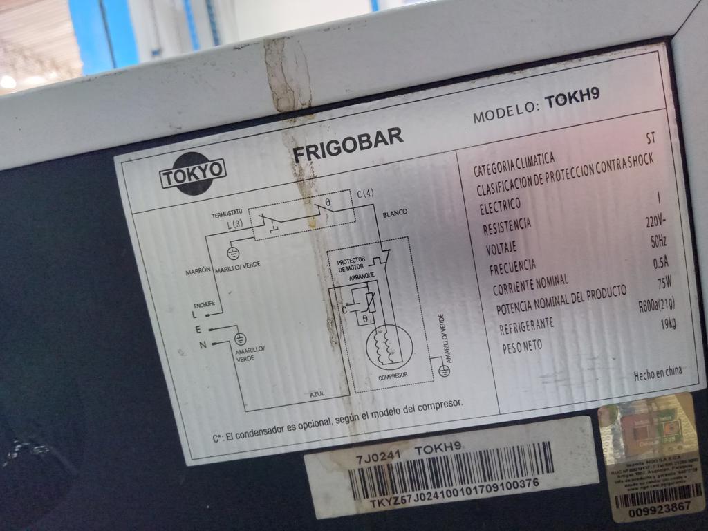 Frigobar Marca Tokyo Litros 76 Modelo Tokh9 Usado En Buen Estado Con No Tiene Acc No Tiene