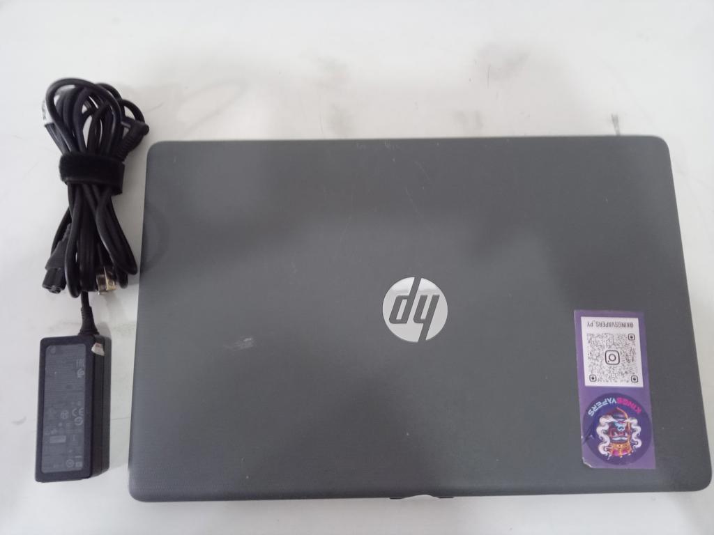 Foto 3 de Notebook Marca Hp Modelo 15-Da1007a Procesador Core I5 Memoria Ram 12 Gb Disco Duro 1.000 Gb Generacion 8 Acc No Tiene
