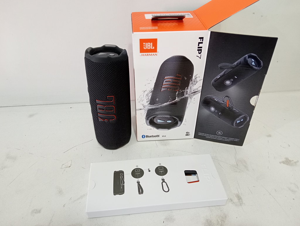 Speaker Potencia Watts No Tiene Marca Jbl Sin Control Modelo Flip 7 Nuevo Sin Uso Con Caja Acc ColganteCinta