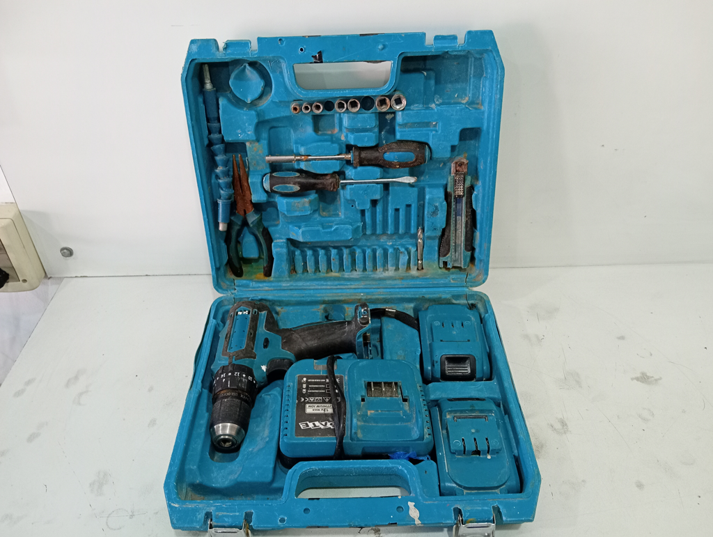 Taladro Marca Sate. Modelo A-Tk884 Acc Dos BateriasCargador