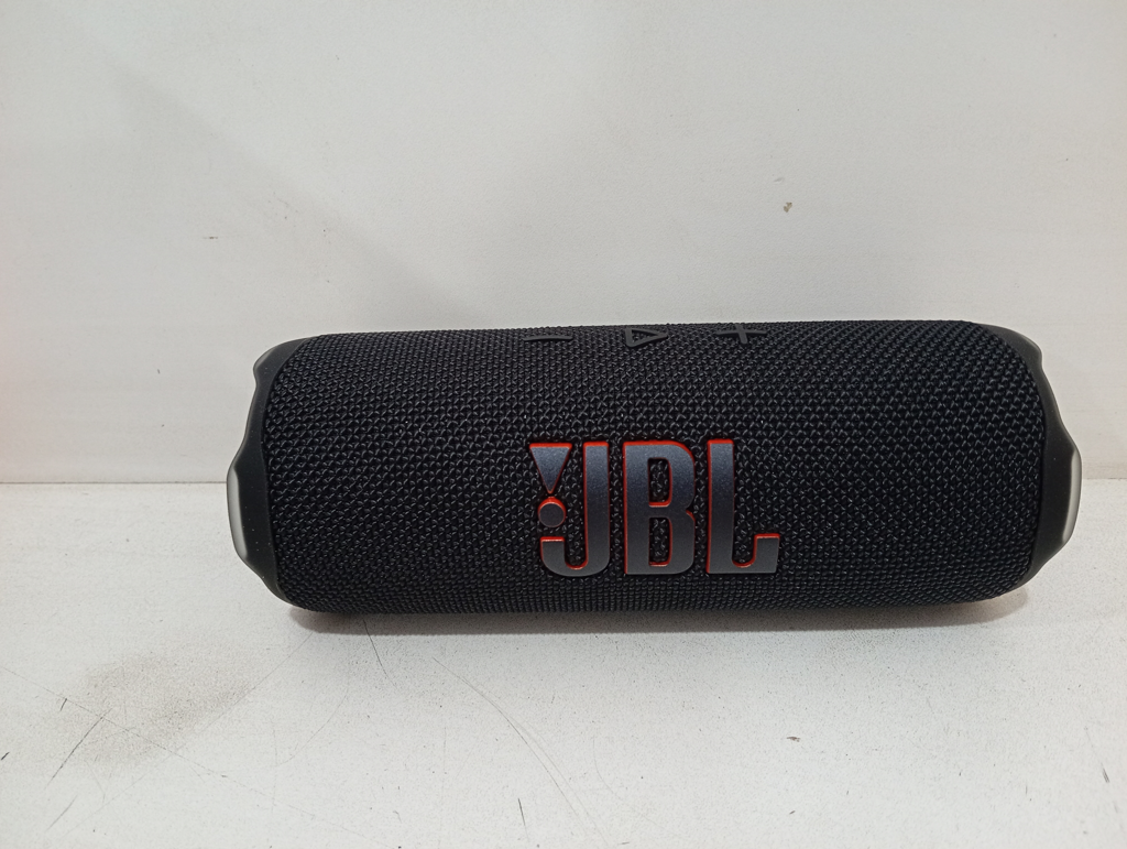 Speaker Potencia Watts No Tiene Marca Jbl Sin Control Modelo Flip 7 Nuevo Sin Uso Con Caja Acc Gancho ColganteCinta