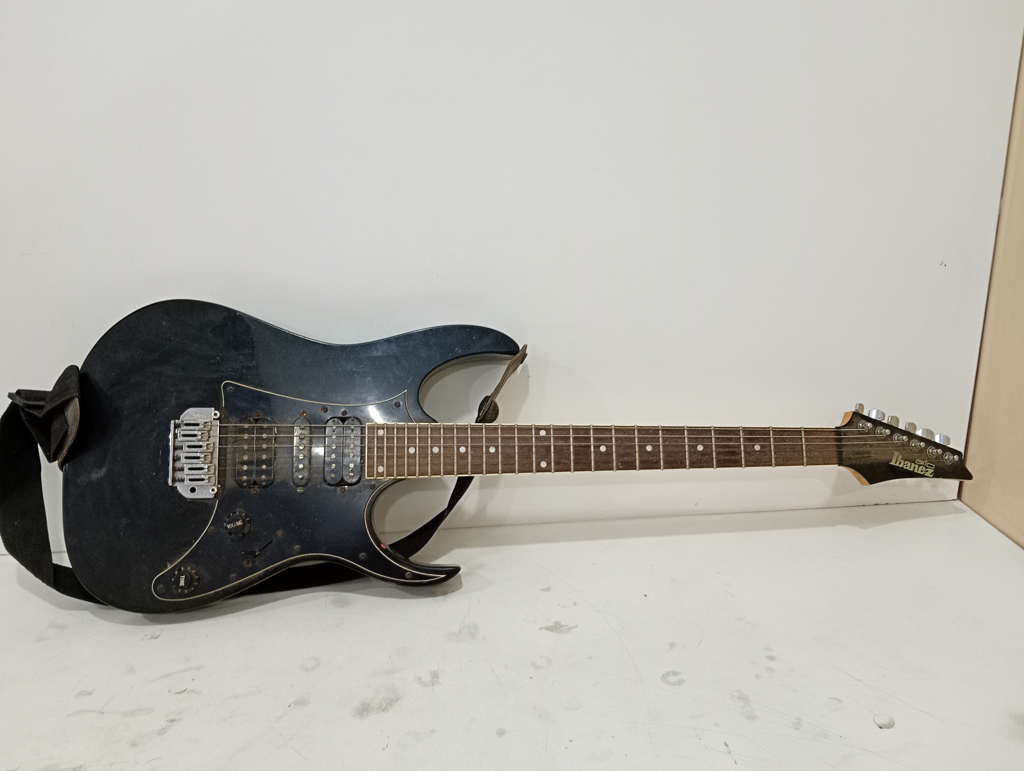 Guitarra Marca Ibanez Modelo Gio Usado Con Desgaste Acc 6 CuerdasCinta Colgante