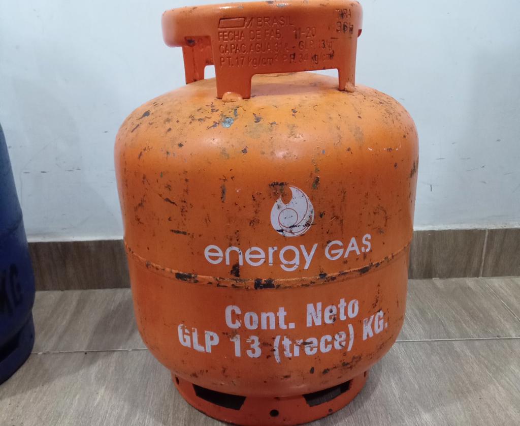 Garrafa Cap 13 Kg. Marca Energy Gas Usado En Buen Estado Color Naranja Acc No Tiene
