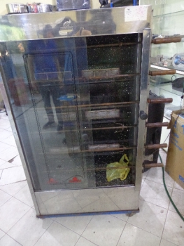 Espiedo Marca Progas Para 30 Pollos Modelo No Tiene Usado Con Desgaste Acc Con 3 Quemadores GastadosCon 6 Espadas GastadasY Solo Con 18 PinzasUn Recipiente Para Grasa Con Motor Power Ficha Cambiada