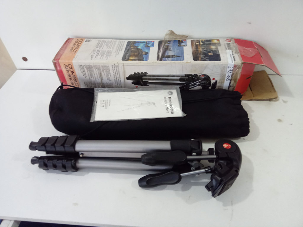 Tripode Marca Manfrotto Modelo Compact Advance Nro Usado En Buen Estado Acc No Tiene
