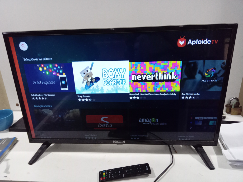 Televisor Led Smart De 32 '' Marca Kiland Modelo Smartkdl32 Con Control Usado En Buen Estado Acc 2 PatitasHdmi2 UsbVgaLamAv