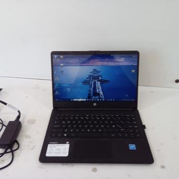 Notebook Marca Hp 15 Modelo 14-Dqo526la Procesador Intel Celeron 1.10ghz Memoria Ram 4 Gb Disco Duro 127 Gb Generacion 4 Acc Web CamWifiSalida HdmiMouse Inhalambrico