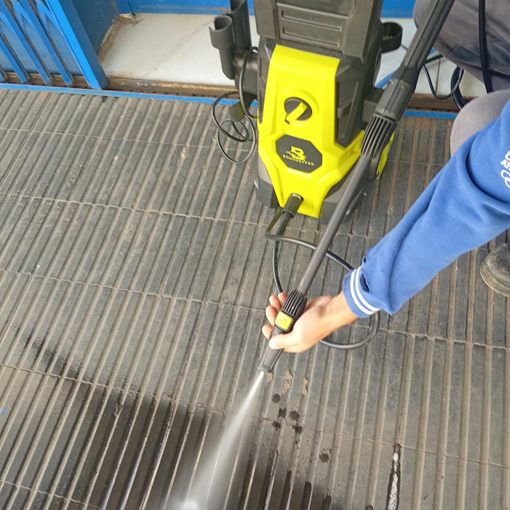 Hidro Lavadora Marca Bonhoeffer Modelo Bon-E-Pw Usado En Buen Estado Acc 1 Pistola1 Manguera1pico Adaptador1 Manija Deagarre