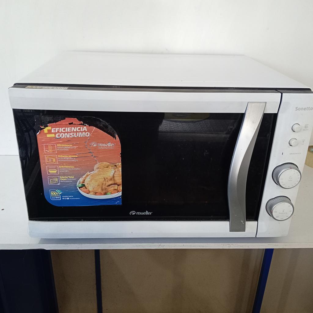 Horno Marca Mueller Litros 45 Modelo Sonetto Branco Usado Con Desgaste Acc Con ParrillaLuz Interna